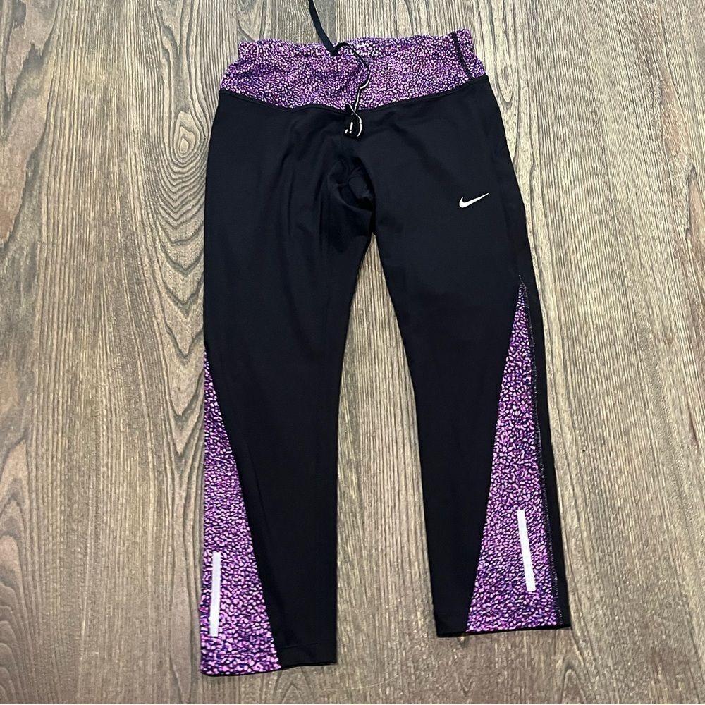 Nike Leggings Dri-Fit Low Rise Swoosh Reflective Capris Black Purple Size Small